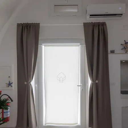 Casetta Giuliani بولينيانو آ ماري